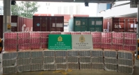 香港海關(guān)查獲4個集裝箱的走私煙，目的地江西！...